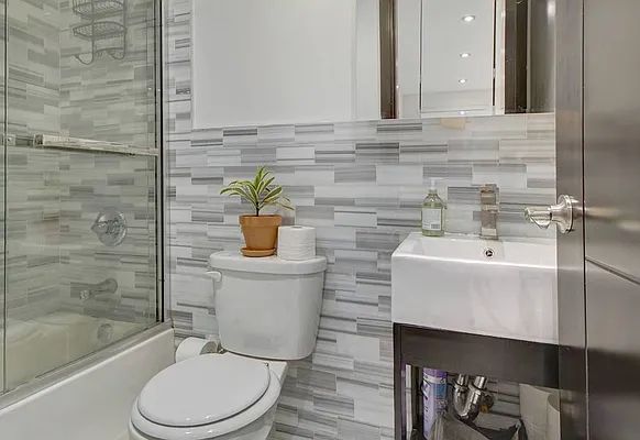 Rented by Walter & Samuels Inc | media 2