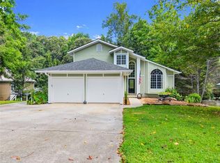 272 Indian Cove Dr, Dawsonville, GA 30534