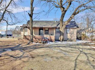 1227 S Dodge Ave, Wichita, KS 67213