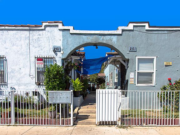 2nd image of 251-261 W 82nd St #3440287