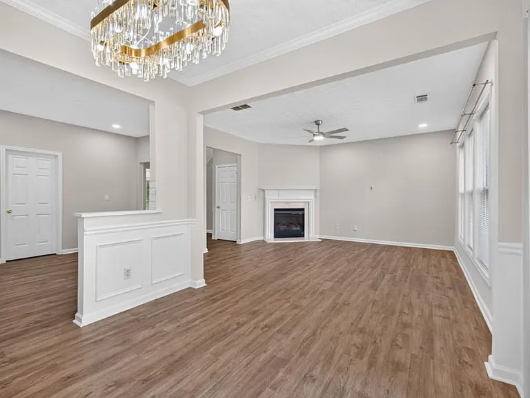 4379 Annlette Dr NW — Photo 10