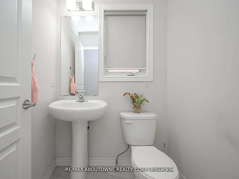 93 Heron St — Photo 11