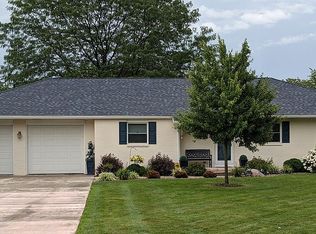 28730 Georgia Rd, Perrysburg, OH 43551