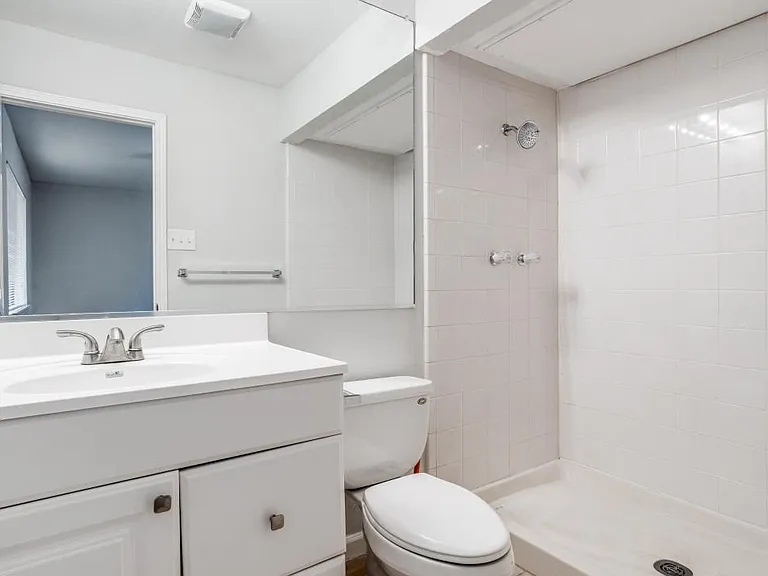 5532 Gibson Dr — Photo 19