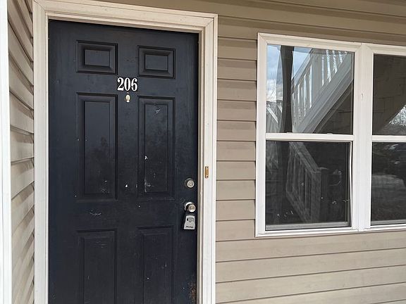5th image of 315 Oakland Ave #206