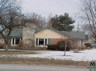 701 Mariday St, Lake Orion, MI 48362