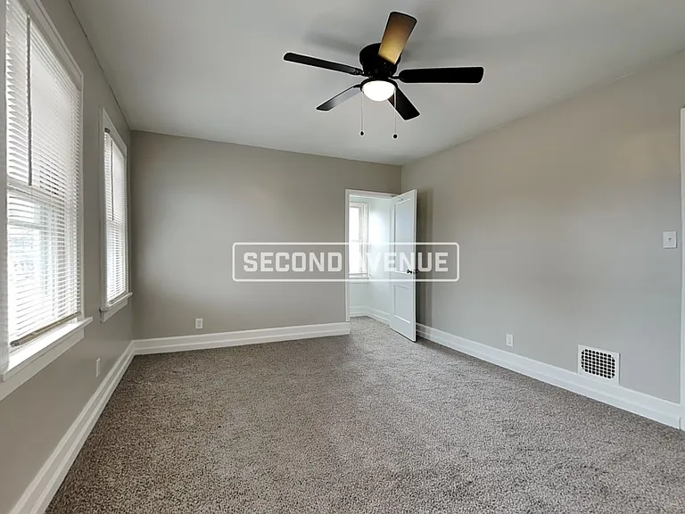 1804 Waltham Ave — Photo 9