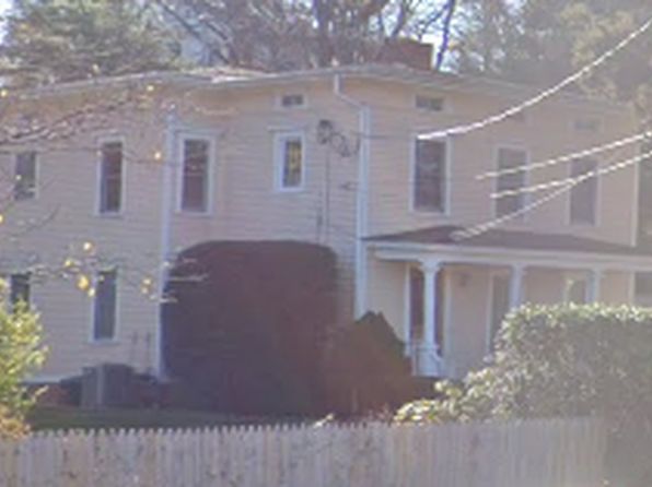2635 Post Rd