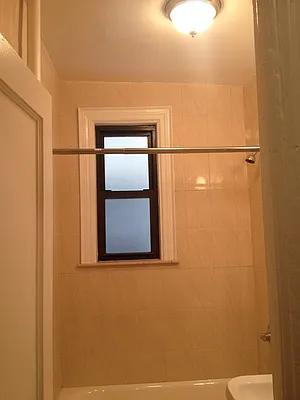 Rented by Metroline Realty | media 24