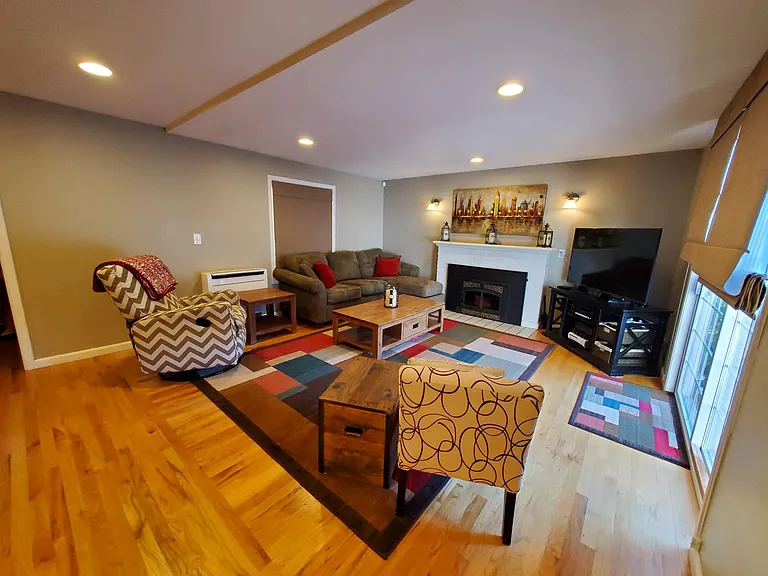 15559 Greenwood Ave N — Photo 25