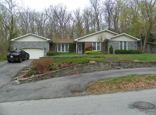 2909 Windsor Forest Dr, Louisville, KY 40272