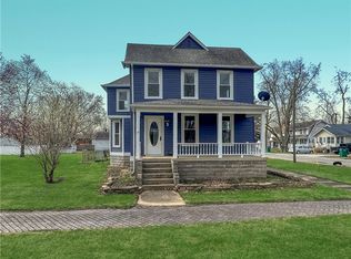 2521 Western Ave, Mattoon, IL 61938