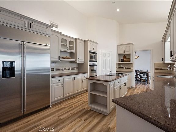 4th image of 29563 Valley Stream Rd