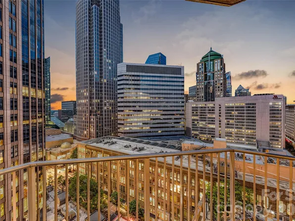 210 N Church St Unit 1605, Charlotte, NC 28202