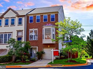 6561 Parish Glebe Ln, Alexandria, VA 22315
