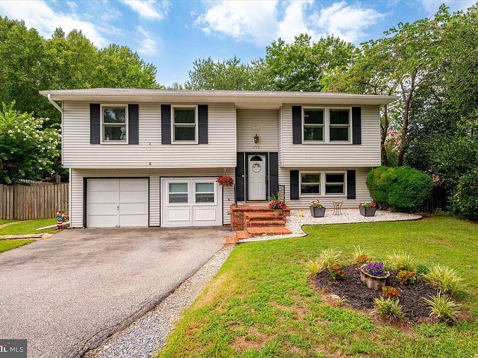 1st image of 1710 Fallsway Dr