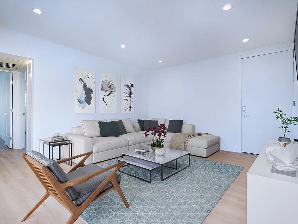 A Santa Monica Sanctuary: 834 Fourth Street