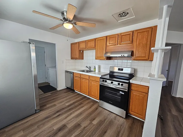 459 Pagano Ct — Photo 9