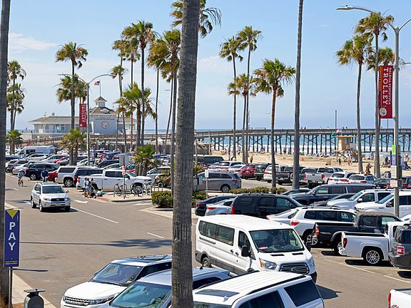 5th image of 2212 W Oceanfront #B