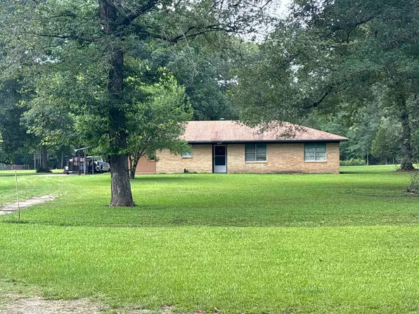 52 County Road 1875, Warren, TX 77664