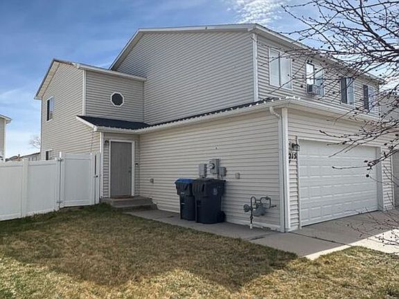 2nd image of 215 Arkel Way
