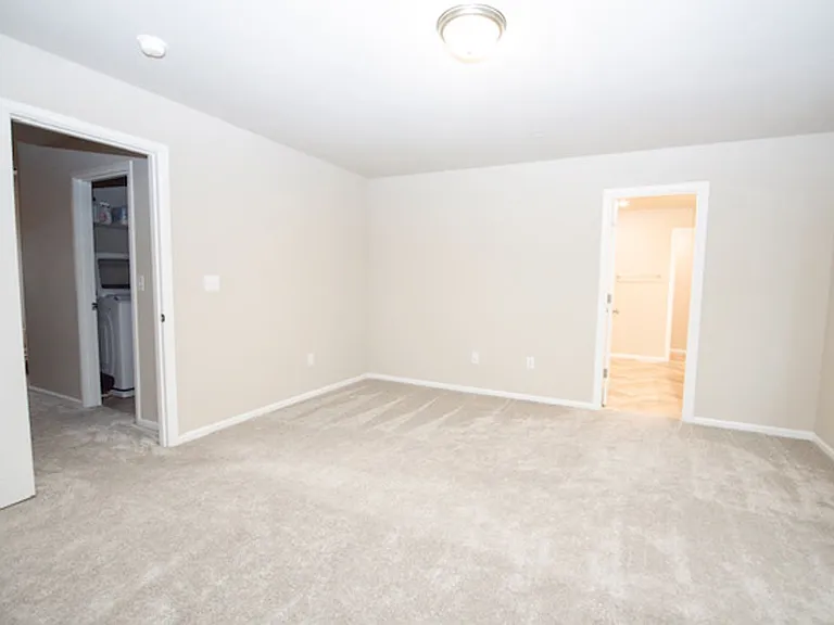 1118 Swan Loop — Photo 13