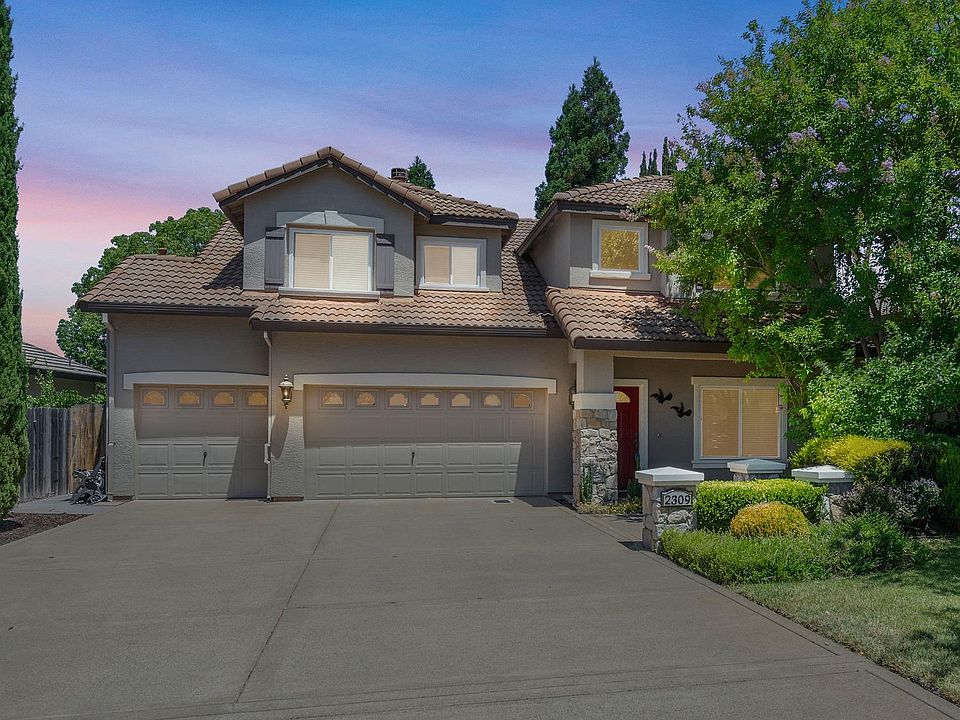 1st image of 2309 Holly Dr