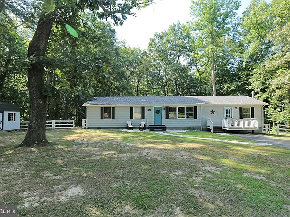 3rd image of 39091 Cedarwood Ct