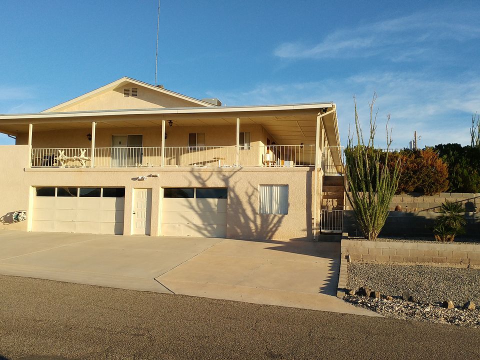 2nd image of 4024 Coral Reef Ln