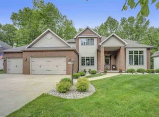 59 Brentwood Ln, Appleton, WI 54915