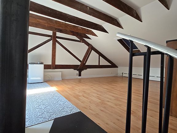 4th image of 104 Central Ave #2