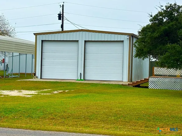 55 Scarlett St, Pt O Connor, TX 77982
