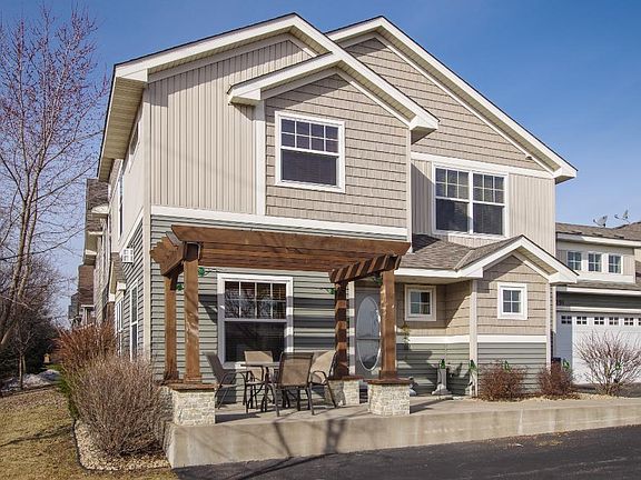 2nd image of 22291 Cameo Ct