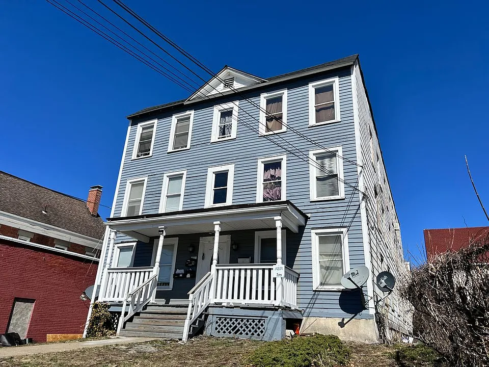 761 Main St #3E