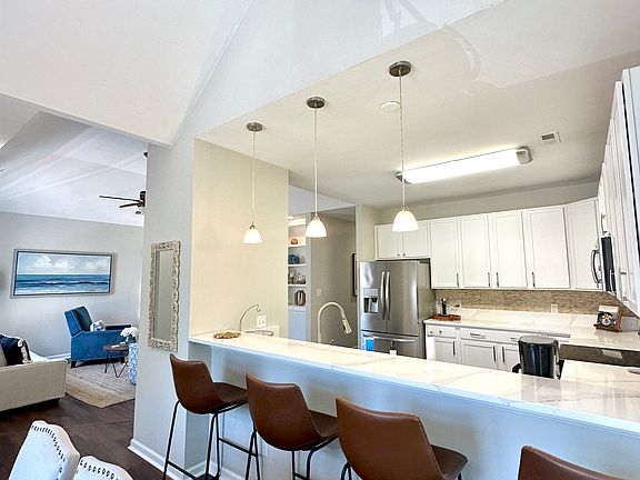 3rd image of 400 Coastal Walk Pl APT 206