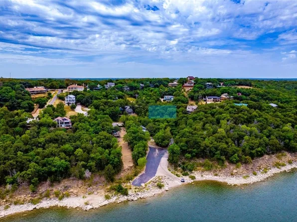 210 Walnut Ln, Pottsboro, TX 75076