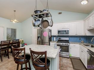 834 Waterton Dr, Baton Rouge, LA 70819