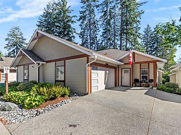 2nd image of 4126 Emerald Woods Pl