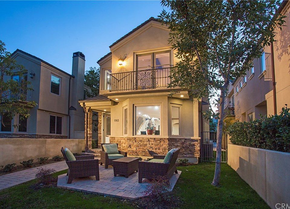 1st image of 195 Mesa Dr