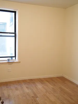 Rented by Bohemia Realty Group | media 17