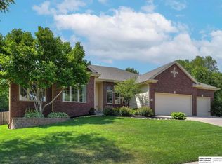 18514 Van Camp Dr, Omaha, NE 68130