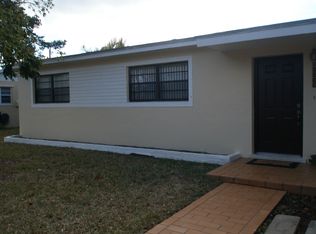 9800 Bahama Dr, Cutler Bay, FL 33189