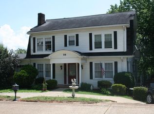 94 S Crest Rd, Chattanooga, TN 37404