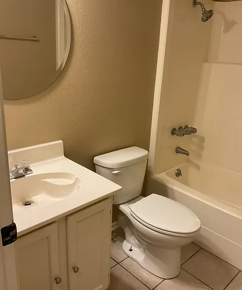 3501 Larkspur Ln — Photo 9