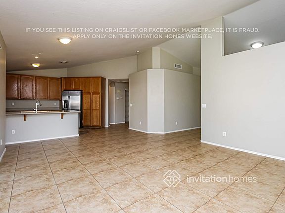 4th image of 7940 E Caballero St