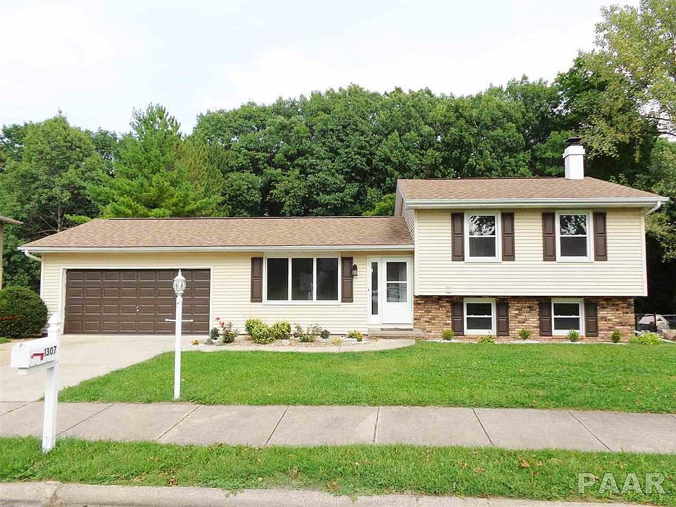1st image of 1307 W Buckingham Dr