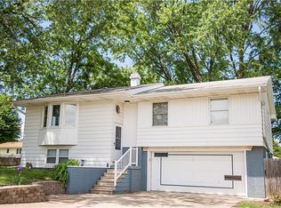 8601 New York Ave, Urbandale, IA 50322