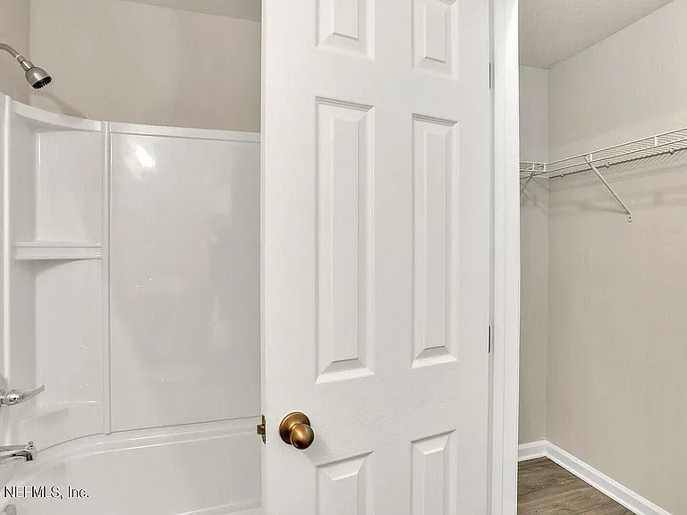 723 & 725 James St — Photo 12