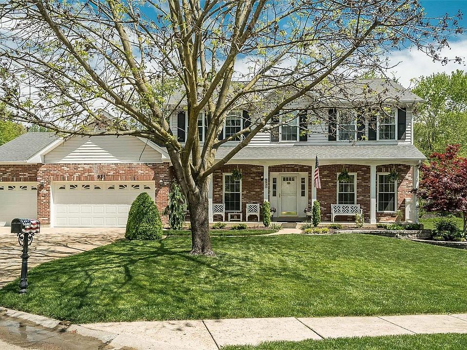 1st image of 931 Pheasant Woods Dr
