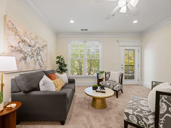 225 Waterford Lake Dr, Cary, NC 27519